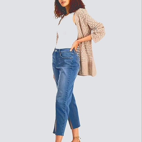 INC | Women's High Rise Slit-Hem Crop Jeans. - Picture 4 of 7
